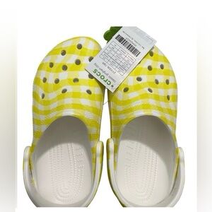 Crocs Classic Clogs Daylily Women 6 Men 4 Unisex Comfort Shoes NEW WITH TAG